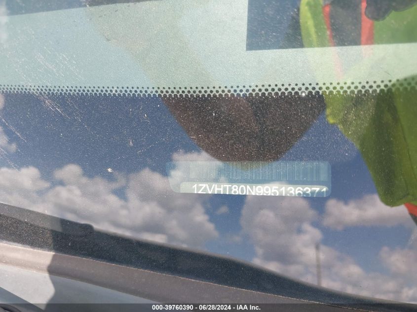 2009 Ford Mustang VIN: 1ZVHT80N995136371 Lot: 39760390