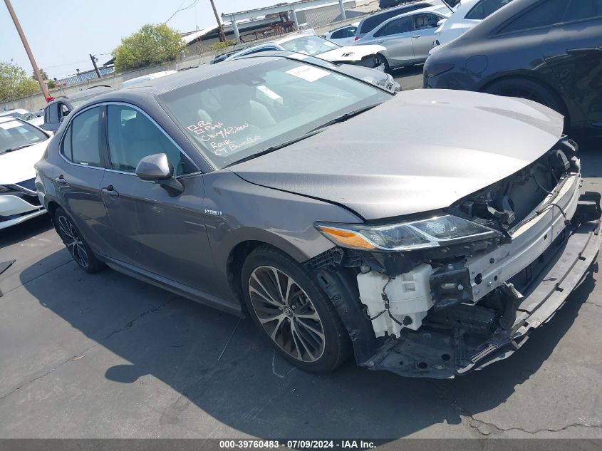 4T1B21HK6JU507893 2018 TOYOTA CAMRY - Image 1