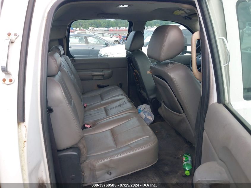 2009 Chevrolet Silverado 2500Hd Work Truck VIN: 1GCHC43K39F143677 Lot: 39760585