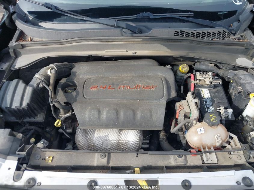 2015 Jeep Renegade Limited VIN: ZACCJADT2FPB38114 Lot: 39760651