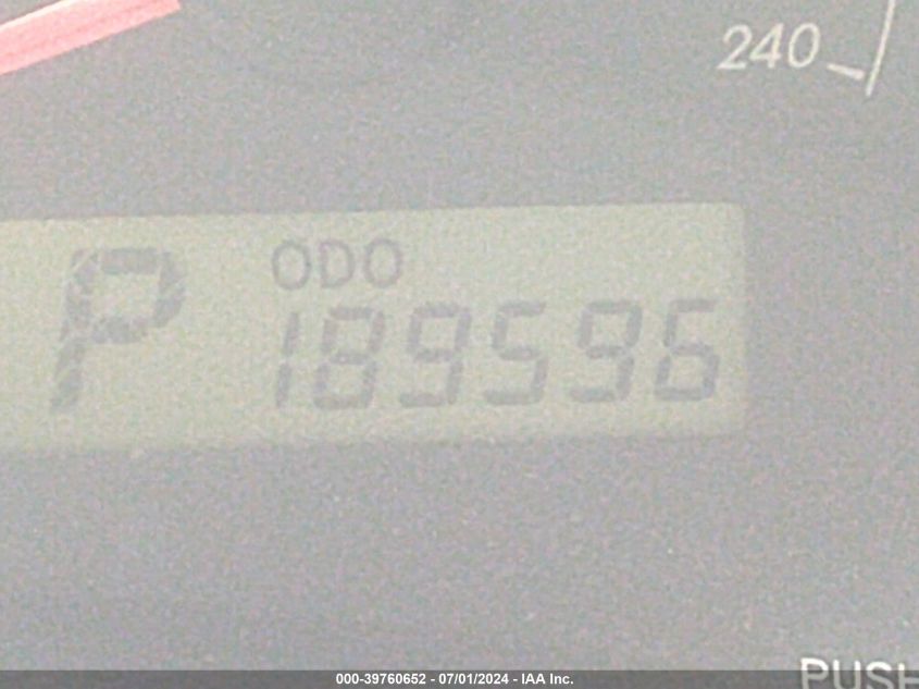 2011 Toyota Corolla Le VIN: JTDBU4EE2BJ102826 Lot: 39760652