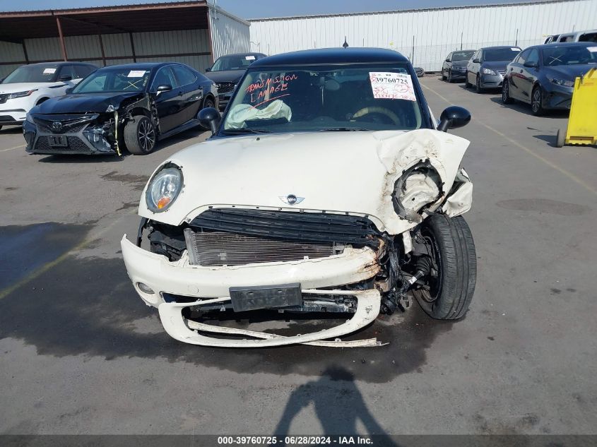 2011 Mini Cooper VIN: WMWSU3C50BT098399 Lot: 39760725