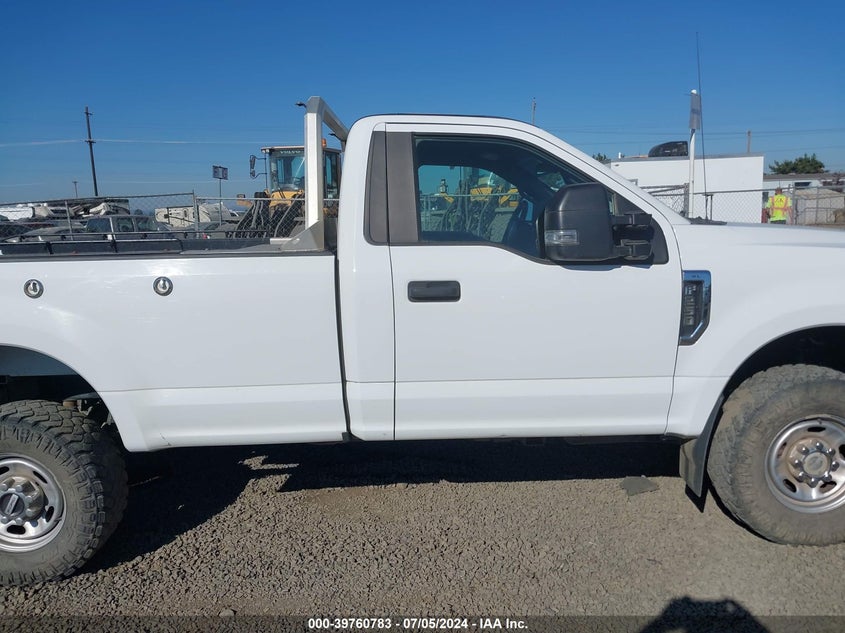 2017 Ford F-250 Xl VIN: 1FTBF2B6XHEC23763 Lot: 39760783