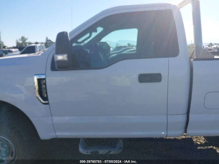 2017 Ford F-250 Xl VIN: 1FTBF2B6XHEC23763 Lot: 39760783