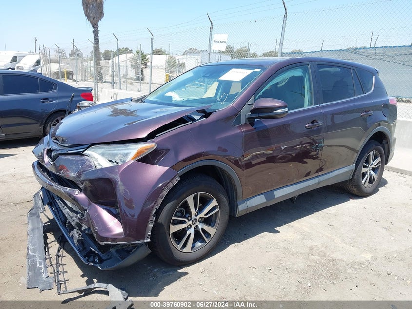 2018 TOYOTA RAV4 XLE - 2T3WFREV9JW425523