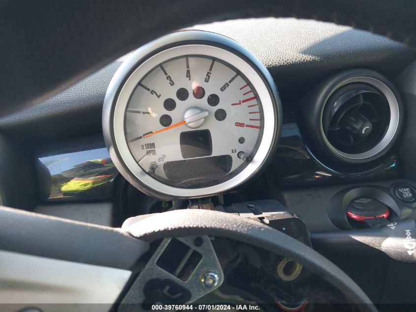 2007 Mini Cooper S VIN: WMWMF73547TL86119 Lot: 39760944