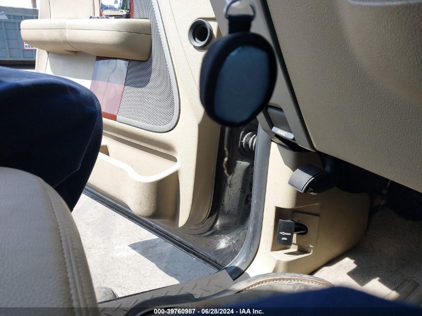 2007 Ford F-150 Lariat/Xlt VIN: 1FTPW12527KD30023 Lot: 39760987