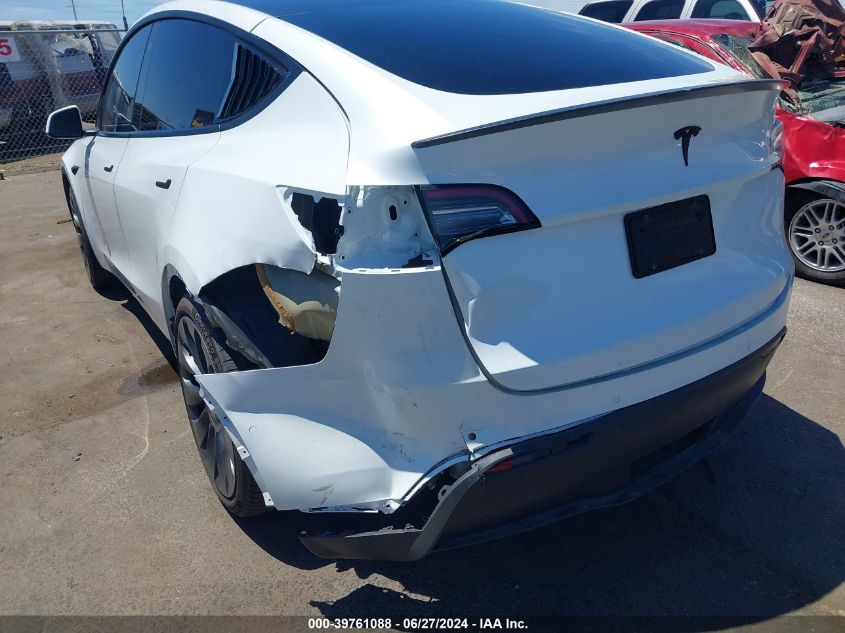 2022 Tesla Model Y Performance Dual Motor All-Wheel Drive VIN: 7SAYGDEF5NF484634 Lot: 39761088