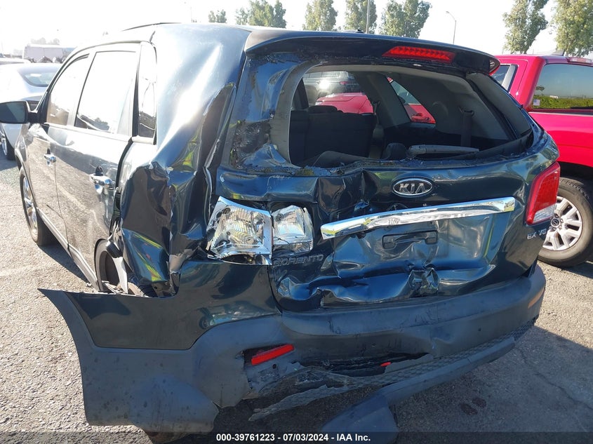 2011 Kia Sorento Ex VIN: 5XYKU4A23BG027744 Lot: 39761223