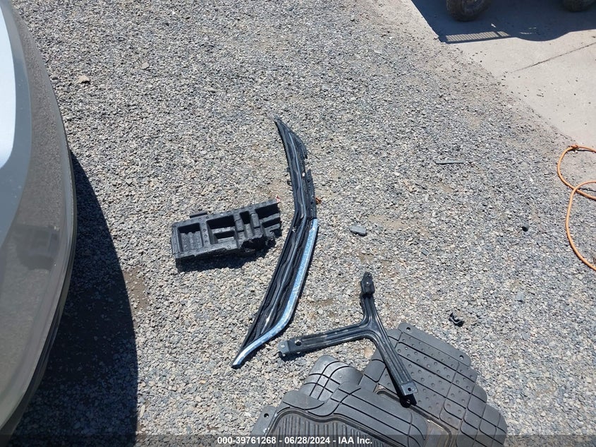 2018 Chevrolet Malibu Lt VIN: 1G1ZD5ST1JF196893 Lot: 39761268