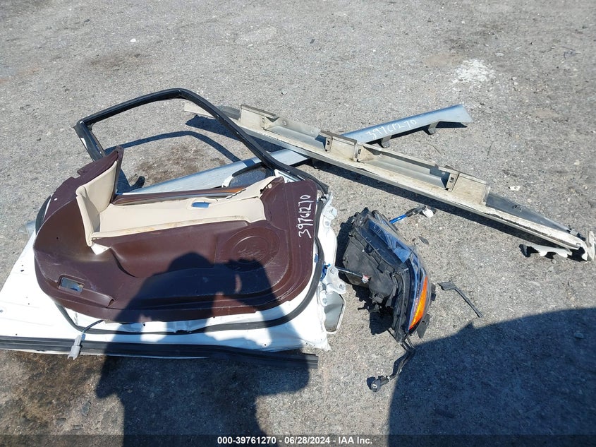 2018 Lexus Es 300H VIN: JTHBW1GG9J2173035 Lot: 39761270