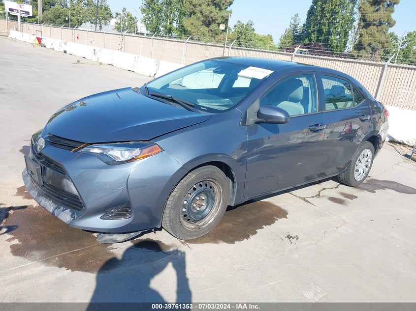 VIN 2T1BURHE3HC824299 2017 TOYOTA COROLLA LE