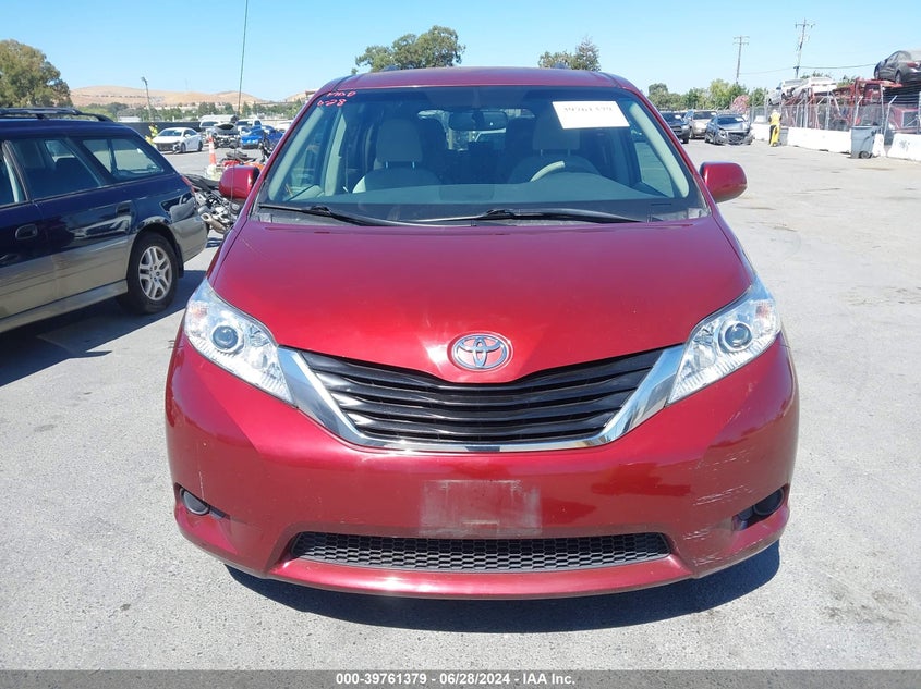 2011 Toyota Sienna Le V6 VIN: 5TDKK3DCXBS007787 Lot: 39761379