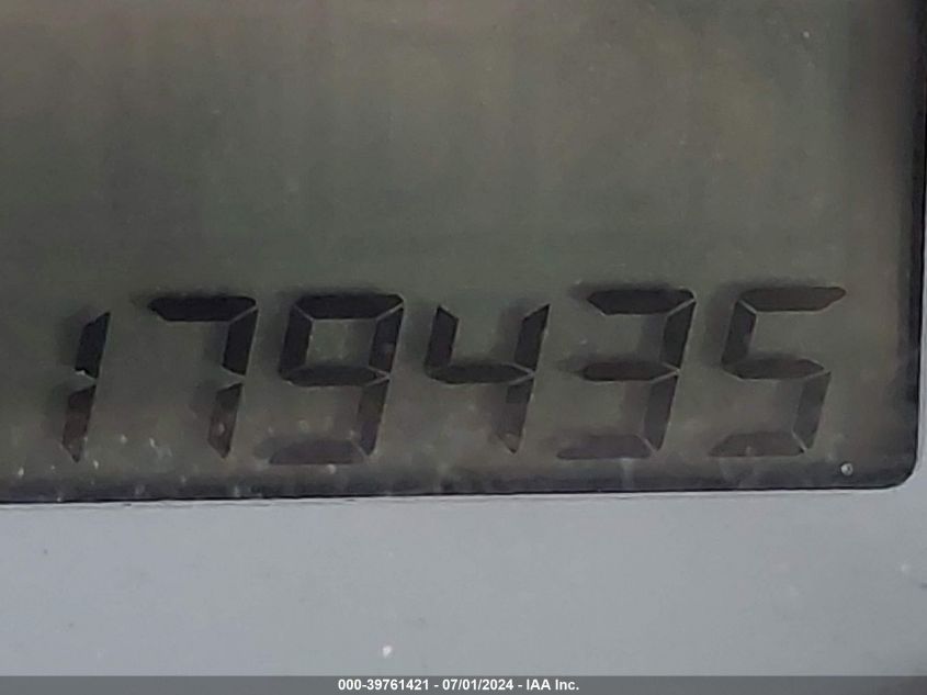 2001 Ford Escape Xls VIN: 1FMYU02B41KA04060 Lot: 39761421