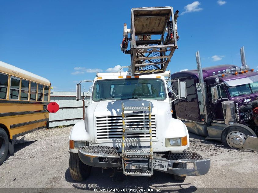 1998 International 4000 4700 VIN: 1HTSCABM6WH529617 Lot: 39761478