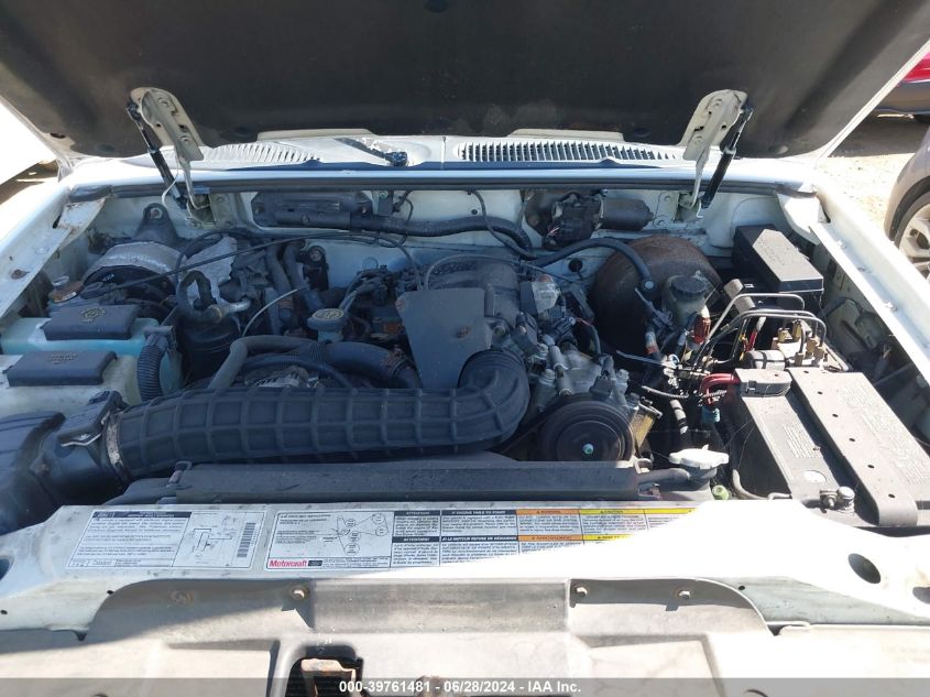 1999 Ford Explorer Xl/Xlt VIN: 1FMZU32X6XZB15680 Lot: 39761481