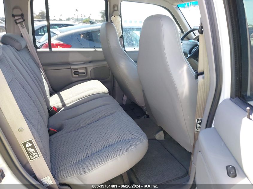 1999 Ford Explorer Xl/Xlt VIN: 1FMZU32X6XZB15680 Lot: 39761481