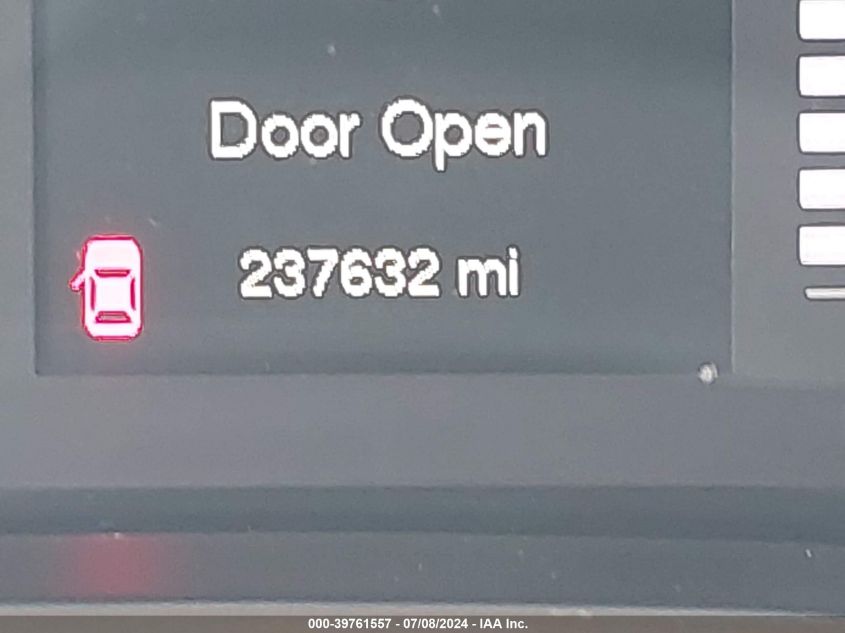 2014 Jeep Cherokee Latitude VIN: 1C4PJMCS4EW297620 Lot: 39761557