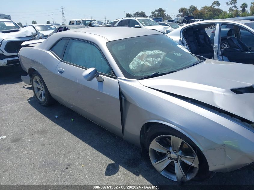 2018 Dodge Challenger Sxt VIN: 2C3CDZAG2JH245904 Lot: 39761562