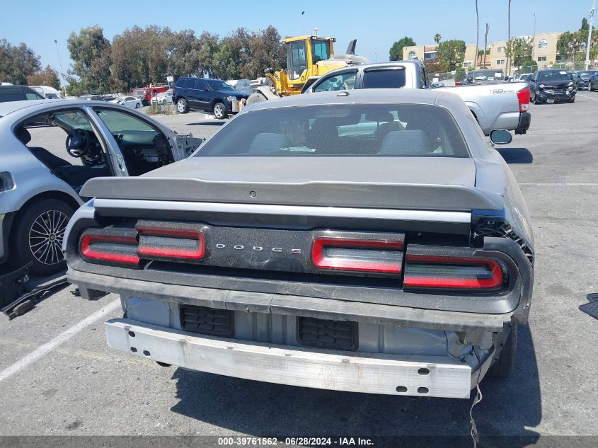 2018 Dodge Challenger Sxt VIN: 2C3CDZAG2JH245904 Lot: 39761562