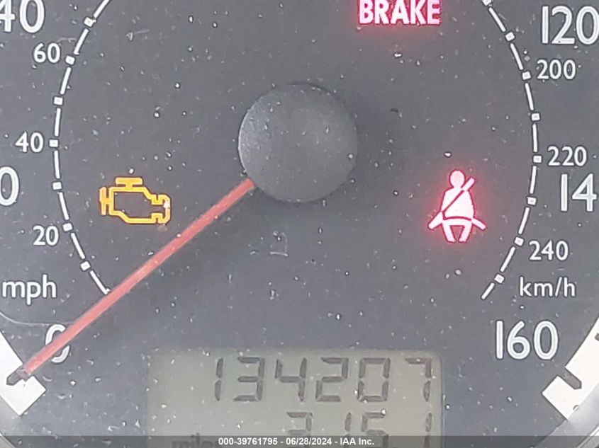 2004 Volkswagen Jetta Gls 2.0L VIN: 3VWSK69M64M087060 Lot: 39761795