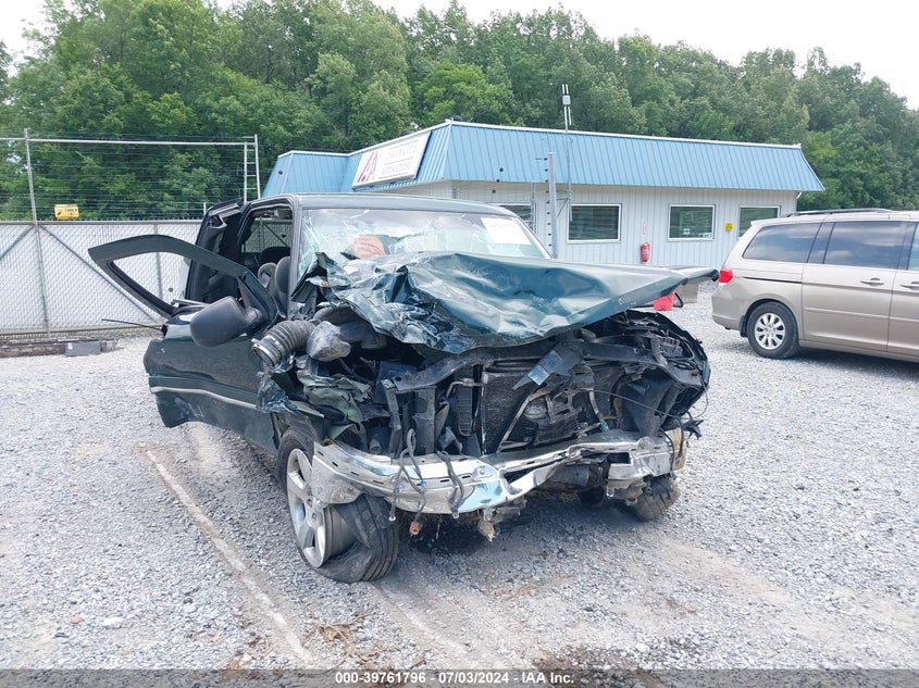 2003 Chevrolet Silverado 1500 Ls VIN: 1GCEK19TX3E262053 Lot: 39761796
