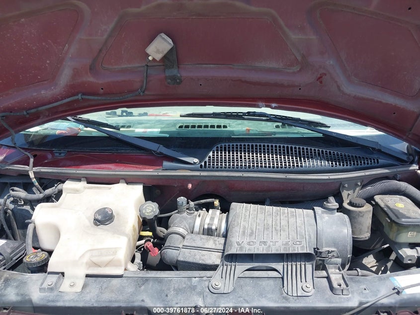 2002 Chevrolet Express Lt VIN: 1GBFG65R921104133 Lot: 39761878