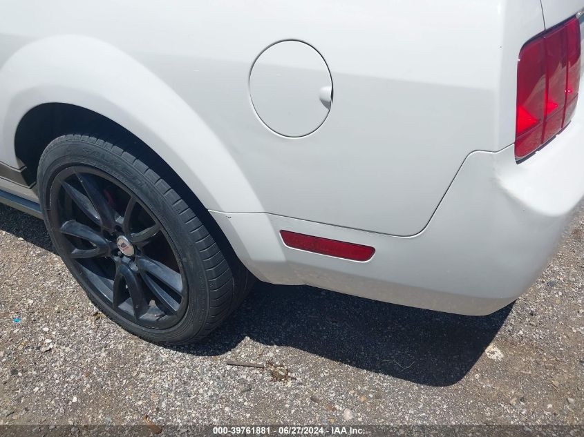 2006 Ford Mustang V6 VIN: 1ZVFT80N265179596 Lot: 39761881