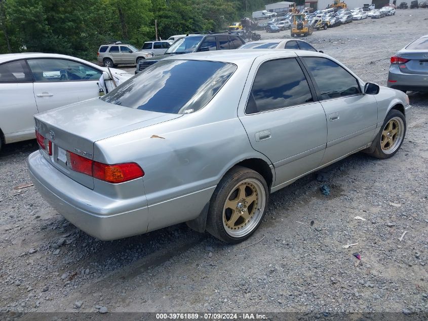 2000 Toyota Camry Le VIN: JT2BG22K5Y0514929 Lot: 39761889