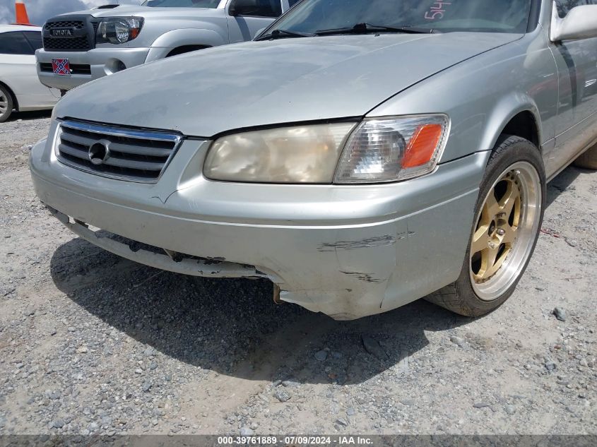 2000 Toyota Camry Le VIN: JT2BG22K5Y0514929 Lot: 39761889