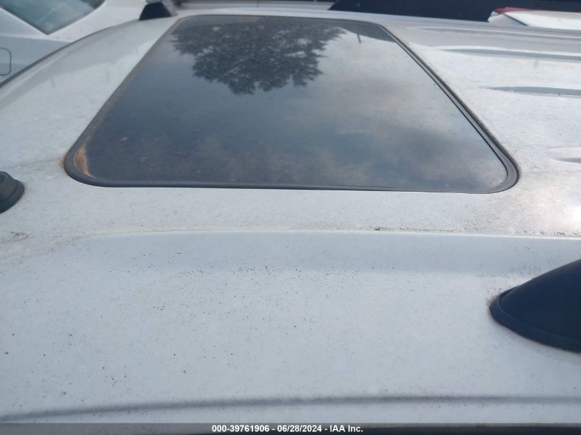 2005 Chevrolet Suburban 1500 Z71 VIN: 3GNFK16Z55G262784 Lot: 39761906