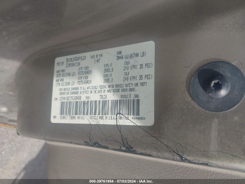 2007 Dodge Ram 1500 Slt VIN: 1D7HA18217S169458 Lot: 39761954