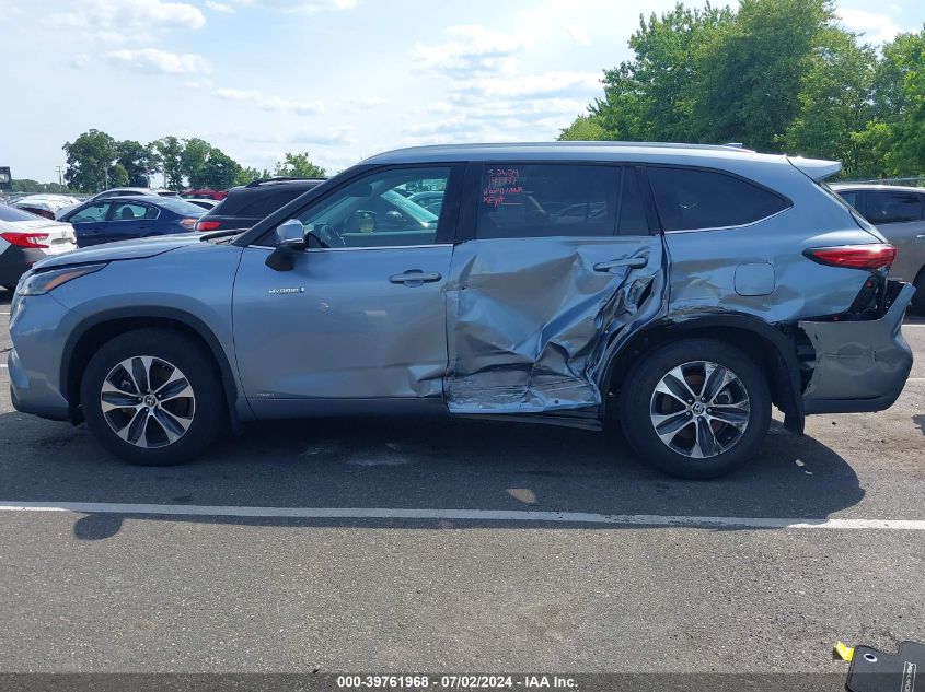 5TDGBRCH3MS062736 2021 Toyota Highlander Hybrid Xle