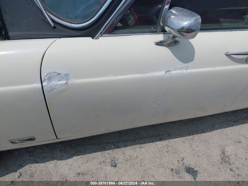 1976 Jaguar E-Pace VIN: UG2T57931BW Lot: 39761984