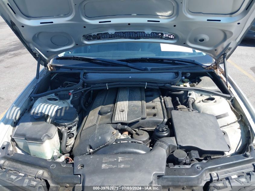 2004 BMW 325Xi VIN: WBAEU33454PR11266 Lot: 39762071