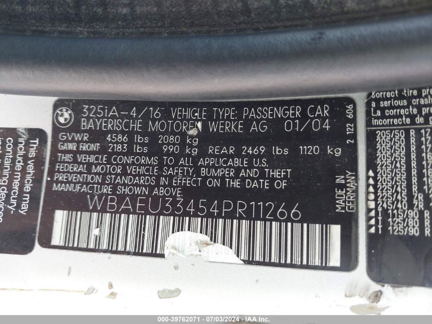 2004 BMW 325Xi VIN: WBAEU33454PR11266 Lot: 39762071
