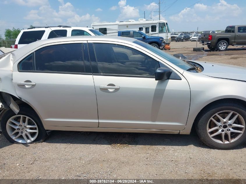 2010 Ford Fusion S VIN: 3FAHP0GA8AR104157 Lot: 39762104