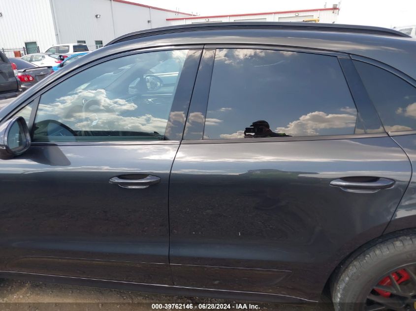 2018 Porsche Macan Gts VIN: WP1AG2A56JLB61327 Lot: 39762146