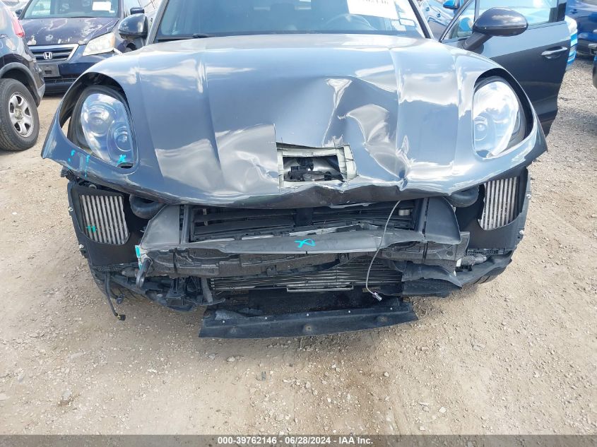 2018 Porsche Macan Gts VIN: WP1AG2A56JLB61327 Lot: 39762146