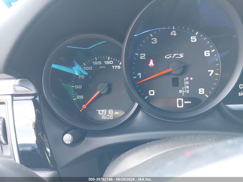 2018 Porsche Macan Gts VIN: WP1AG2A56JLB61327 Lot: 39762146