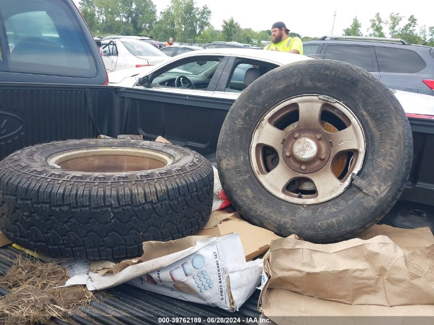 2001 Ford F-150 VIN: 2FTRF17W61CA56086 Lot: 39762189