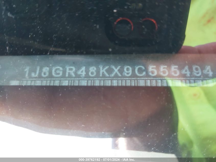 2009 Jeep Grand Cherokee Laredo VIN: 1J8GR48KX9C555494 Lot: 39762192
