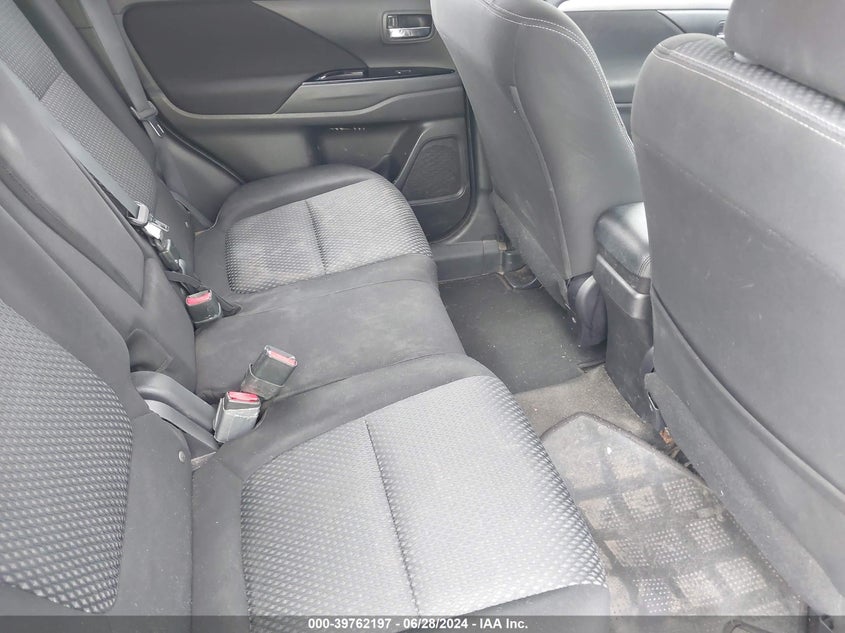 2018 Mitsubishi Outlander Se VIN: JA4AZ3A34JZ008565 Lot: 39762197