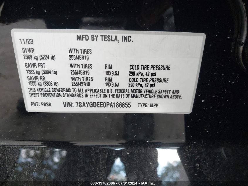 2023 Tesla Model Y Awd/Long Range Dual Motor All-Wheel Drive VIN: 7SAYGDEE0PA186855 Lot: 39762386