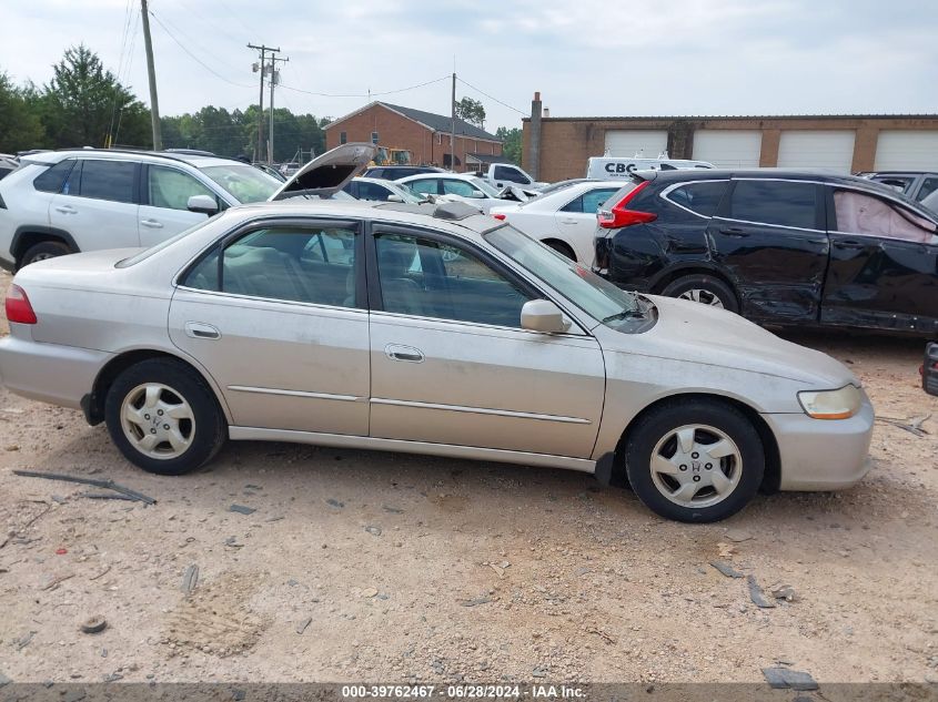 1999 Honda Accord Ex VIN: 1HGCG5652XA010852 Lot: 39762467