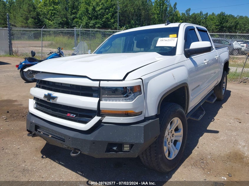 2017 CHEVROLET SILVERADO 1500 2LT - 3GCUKRECXHG245110