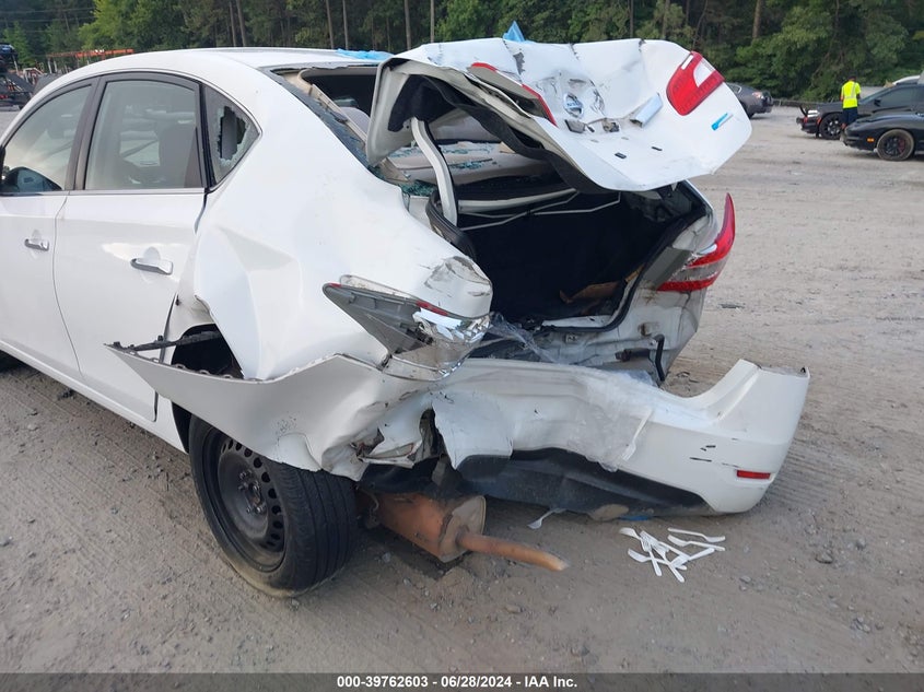 2014 Nissan Sentra S/Sv/Sr/Sl VIN: 3N1AB7AP5EY333197 Lot: 39762603