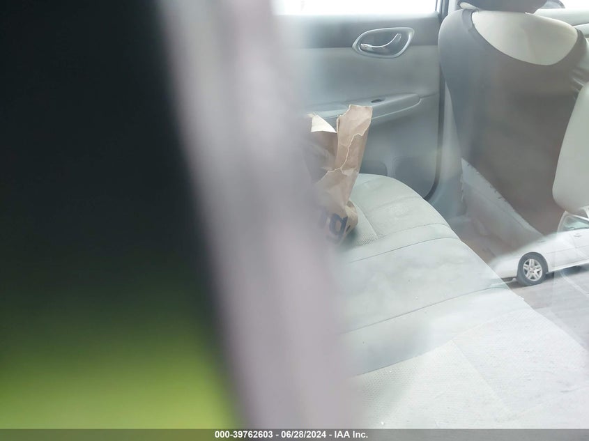 2014 Nissan Sentra S/Sv/Sr/Sl VIN: 3N1AB7AP5EY333197 Lot: 39762603