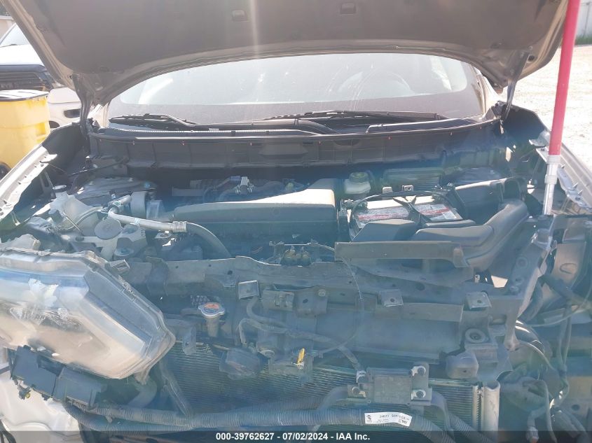 2017 Nissan Rogue S/Sv VIN: KNMAT2MT4HP586751 Lot: 39762627