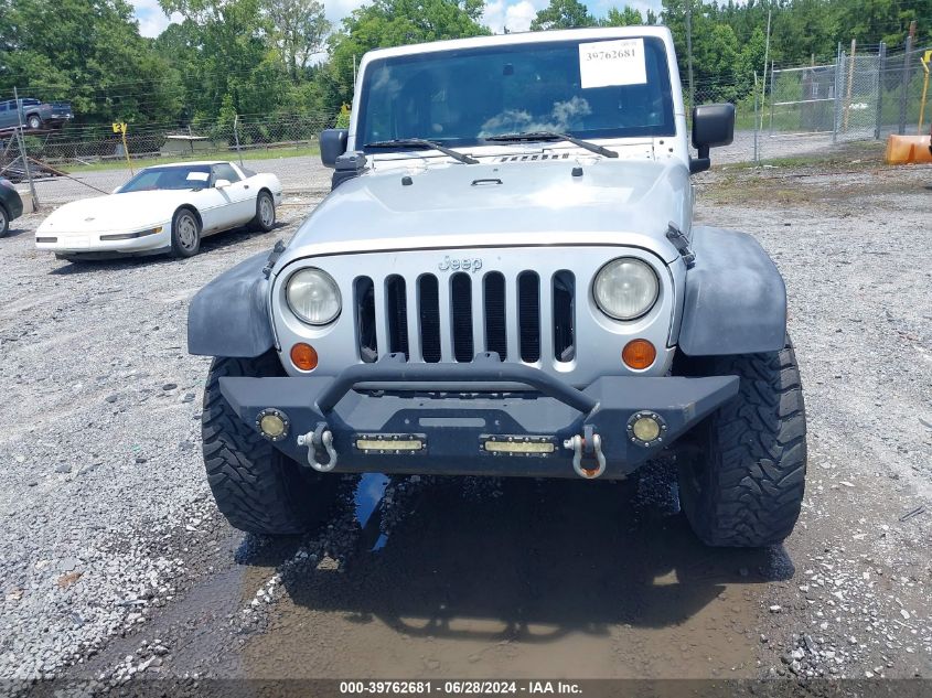 2007 Jeep Wrangler Unlimited X VIN: 1J4GA39187L114937 Lot: 39762681